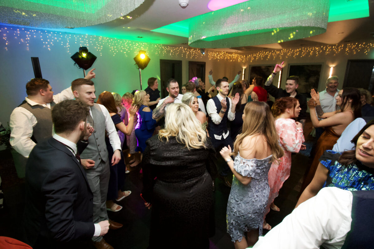Dancing at Hetland Wedding