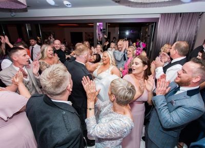 Wedding DJ Tips for packed dancefloor